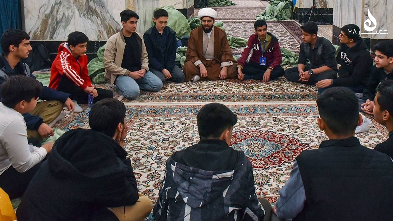 نقش مربی در تربیت دینی